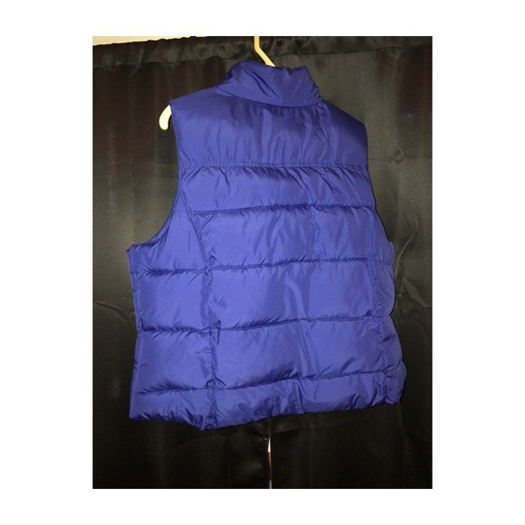 puffer vest - Picture 3 of 3